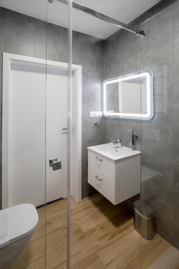 Sky Apartments Познань Экстерьер фото