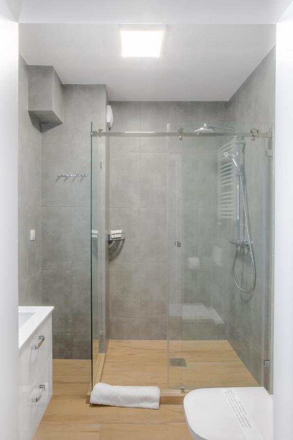 Sky Apartments Познань Экстерьер фото