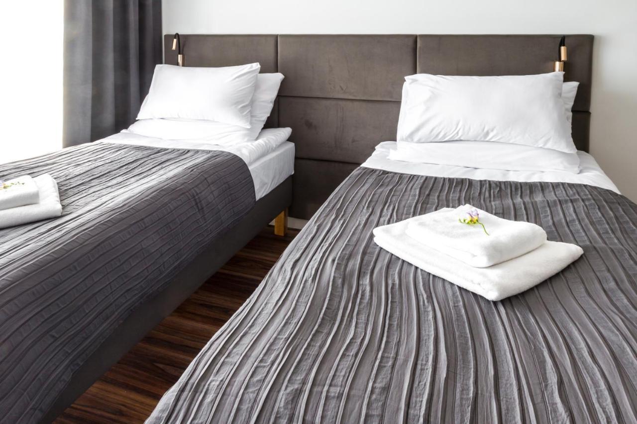 Sky Apartments Познань Экстерьер фото